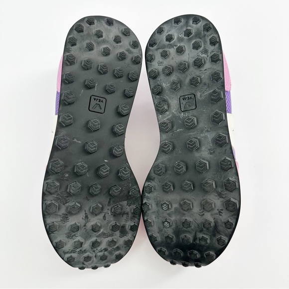 VEJA RÍO BRANCO ALVEOMESH SNEAKERS IN PURPLE - Picture 12 of 13